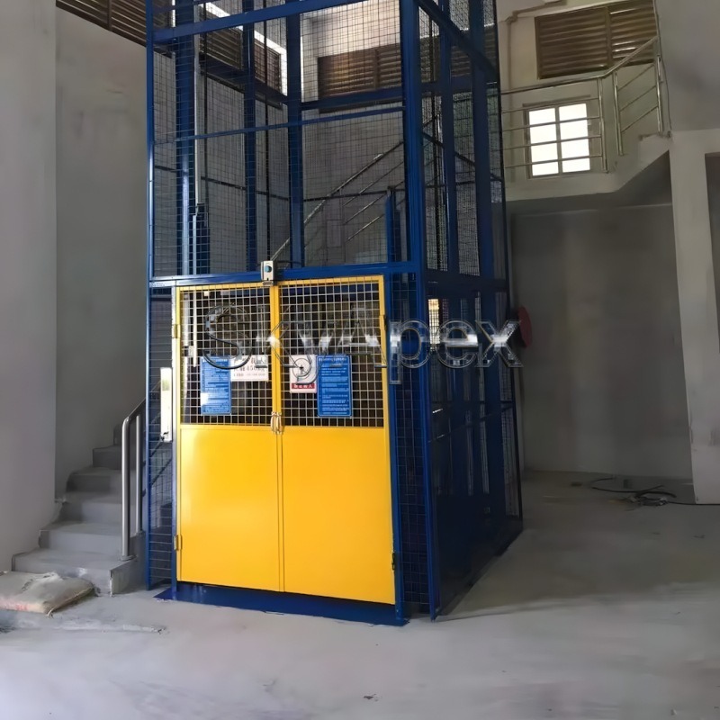ลิฟต์ขนส่งสินค้าไฮดรอลิกแบบติด - Heavy Equipment Lift บทวิจารณ์และราคา